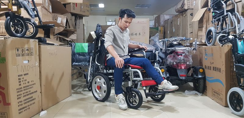 Xe lăn điện cao cấp dùng để phục hổi chức năng cho người già người khuyết tật TM095 5